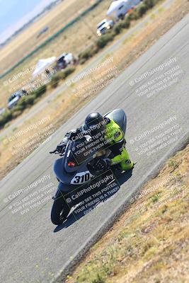 media/Oct-15-2023-TrackXperience (Sun) [[85198ff50b]]/Group 3/session 4 turn 3/